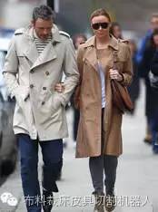 橙色风衣外套女中长款如何搭配,橄榄绿风衣搭配什么颜色的风衣