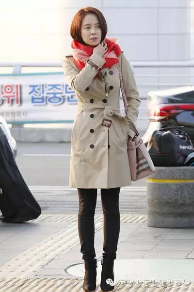 橙色风衣外套女中长款如何搭配,橄榄绿风衣搭配什么颜色的风衣