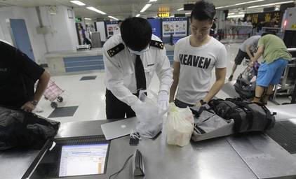 深圳海关查获100部手机,深圳海关查获一批苹果手机