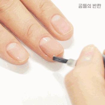 太涨姿势啦！透明指甲油竟然还有这么多妙用？！