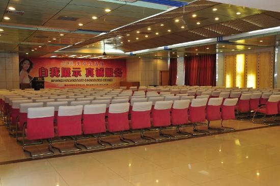 这些藏在市井山林的浪漫酒店，连大明星都要抢着去住！