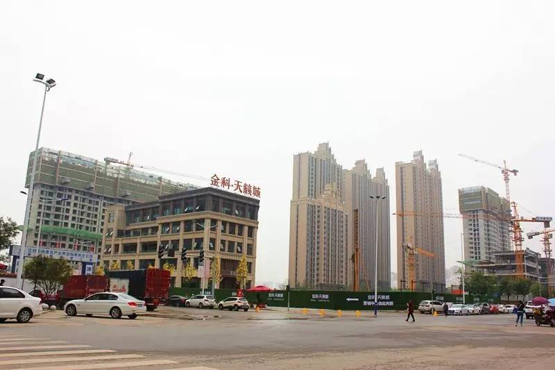 清楚这九点，选金科天籁城or万科金域名城不纠结！