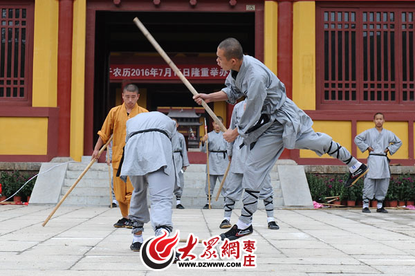 少林十八手大战洪拳,少林武僧演练少林十八手