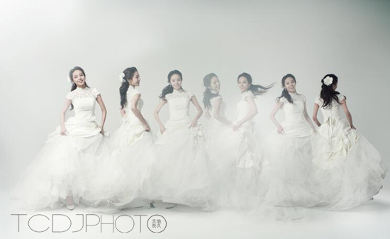 婚纱照妆容和发型韩式,韩式婚纱照服装