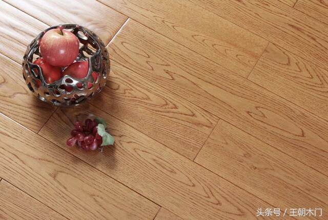 地板柚木好还是橡木好,橡木地板属于什么档次