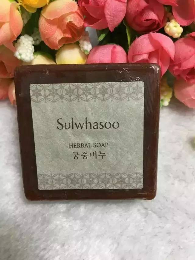 人气最高洗面奶美白,洗面奶人气排行榜