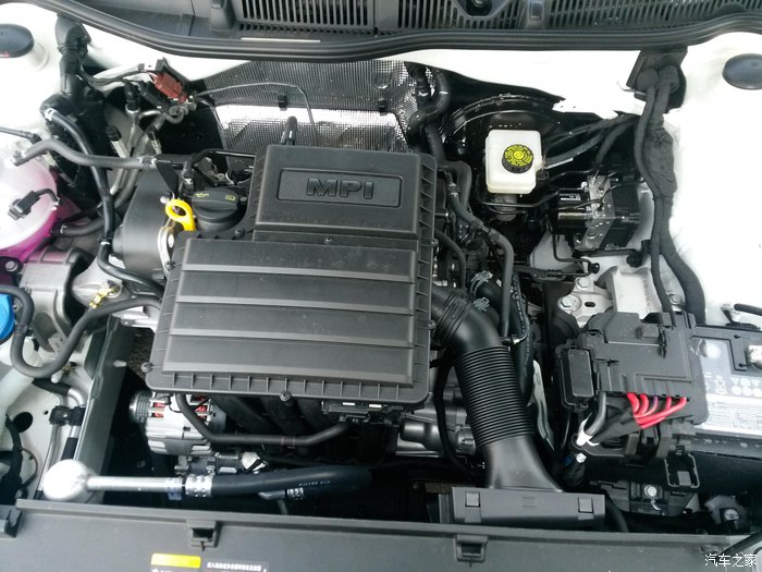 2022款朗逸1.5自动舒适版提车作业,2015款朗逸1.6l手动舒适版