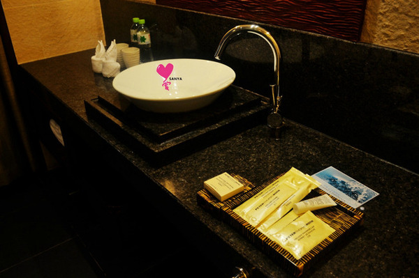 带着婚纱旅行攻略,带着婚纱去旅行拍照