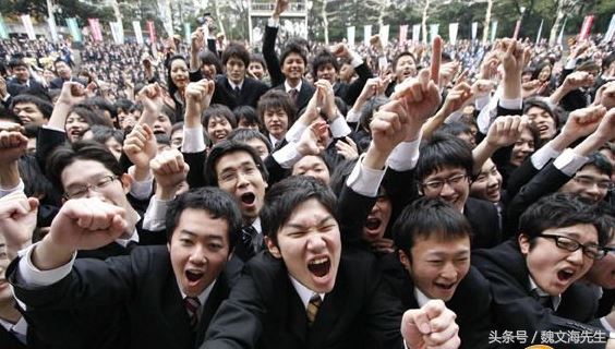 王健林要想赚钱就要跟别人不一样,王健林发展成功的十大秘诀