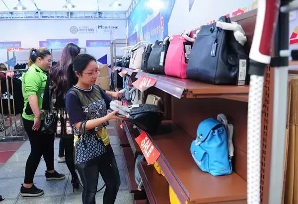 国庆来重庆从你的全世界路过,国庆来了完整视频