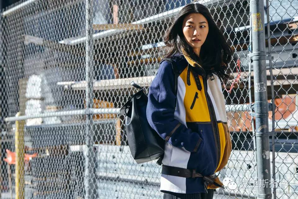 适合年轻人背的双肩包轻奢,好背又好看的双肩包