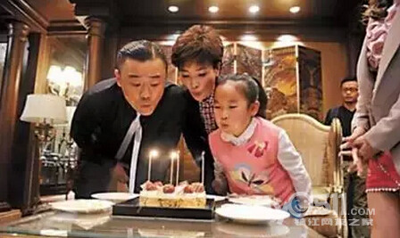 十大感动催泪继父,盘点那些继父和儿子的感人瞬间