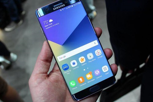 努比亚和三星哪个最早用无边框,努比亚哪款手机屏幕是夏普的屏幕