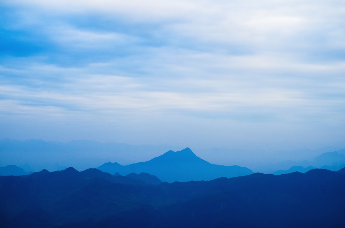 香格里拉公盂岩,江南香格里拉公盂村