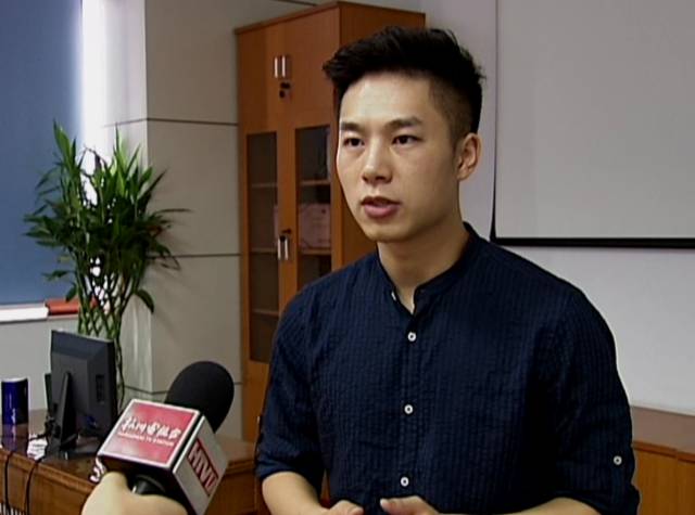 杭州一高颜值证券投资顾问今天首次做直播，快看！