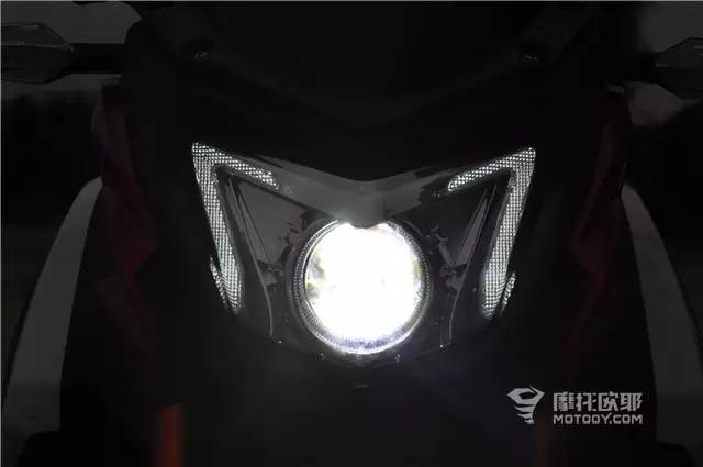 力帆kps150和kpt150区别,力帆kps150和春风150