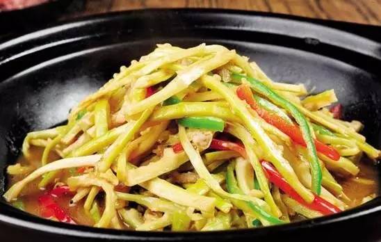 舌尖上的美食笋烧肉,正宗油焖笋烧肉