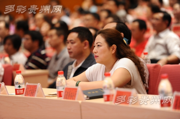 swift鍔卞織婕旇瑙嗛,swift鍔卞織婕旇