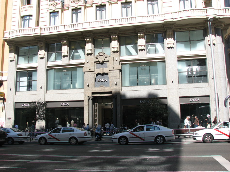 马德里不可思议镜面,马德里不可思议卡点