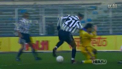 世界球星标志性过人技巧,那些年经典的过人动作