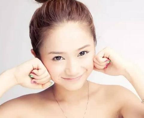 痘痘肌肤毛孔粗大做什么医美,痘痘毛孔粗大怎么修复平价