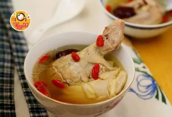 西洋参炖鸡还需要放点什么更营养,鲜西洋参炖鸡正宗做法