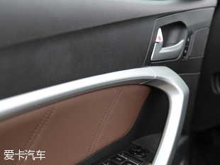 吉利帝豪2017款百万向上互联版,吉利帝豪百万款测试