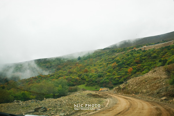 达瓦更扎与牛背山,达瓦更扎和牛背山有啥区别