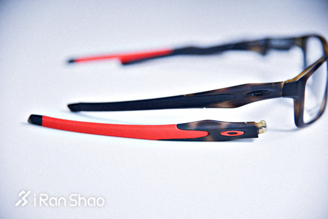 欧克利最强的一款运动眼镜,欧克利镜框推荐