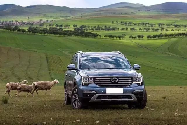 买不起汉兰达就看它颜值不输途昂,果断放弃汉兰达