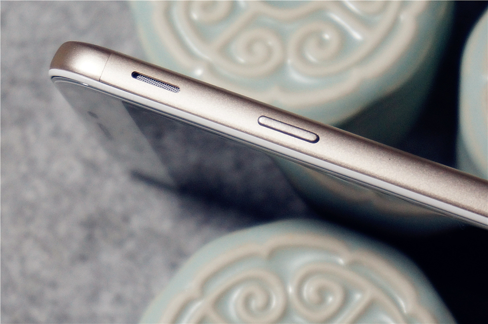 三星千元手机galaxy,千元的三星屏手机