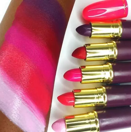 除了ysl星辰口红，还有哪些圣诞限定值得入手！（欧美彩妆篇）