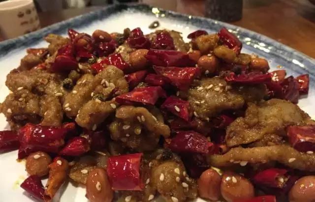 都是“厨房”先动的手，这是要搞事吗！？