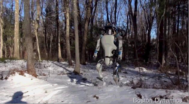 迈开腿就走还是踩上“滑板”？机器人怎么移动的？（干货）