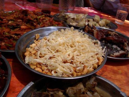 台湾明星婚宴都啥，菜色比拼看看我们农村婚宴吃什么