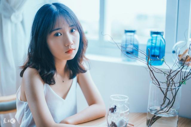 小伙鉴宝与古董店老板打赌,鉴宝小说问父亲借钱买古董被骗