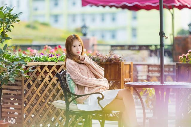 小说：半夜传来凄惨哭声，惊动整个小区，竟是女主播打比赛失败