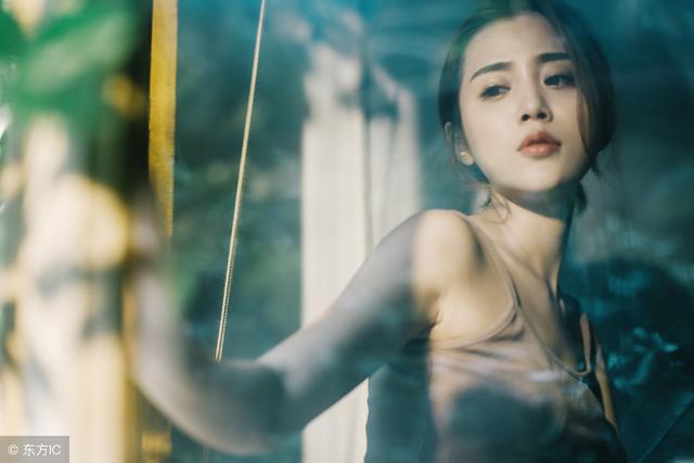 小说：身材魁梧皮肤白皙的壮汉来治病，竟被要求喝尿！