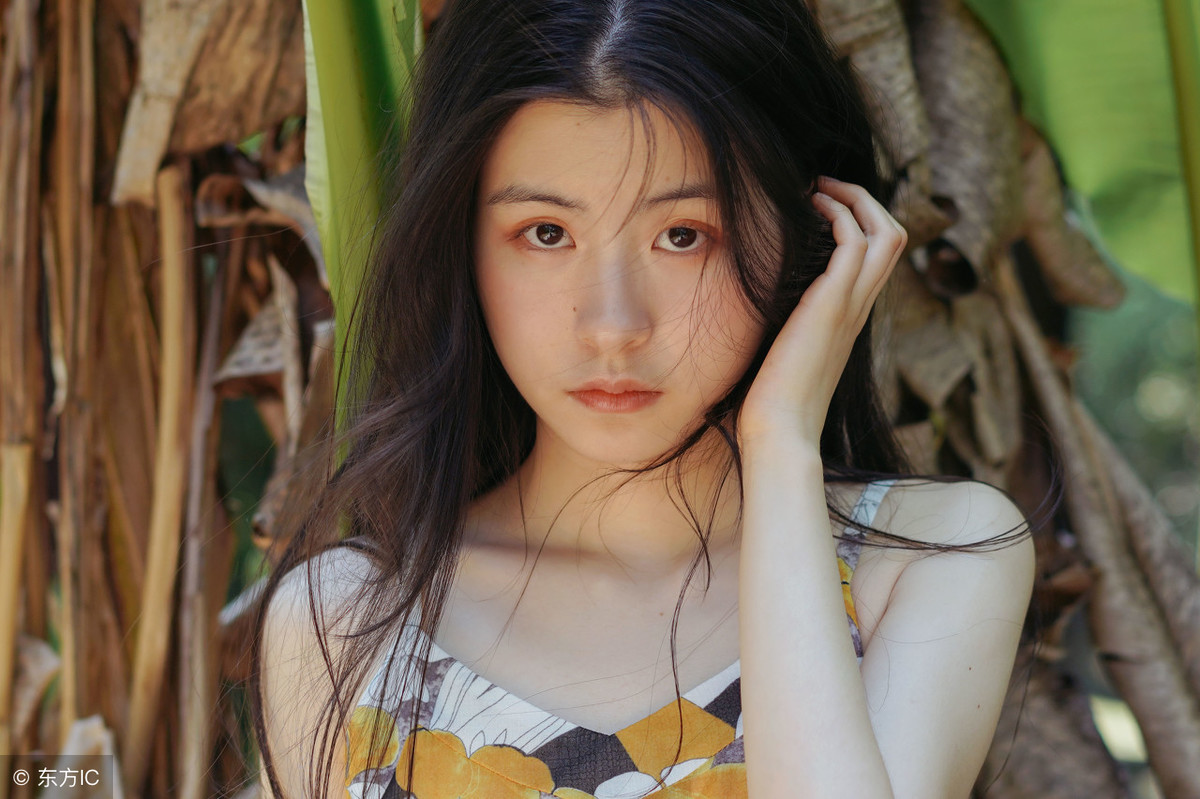 小说:学校剑社高手主动挑衅?17岁教授仅用木剑,将他手筋斩断