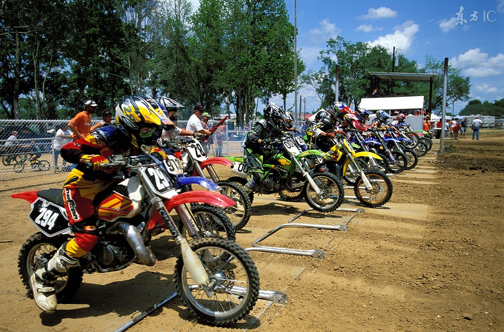 小说：爆！中锋化身后卫，上演后仰绝杀！