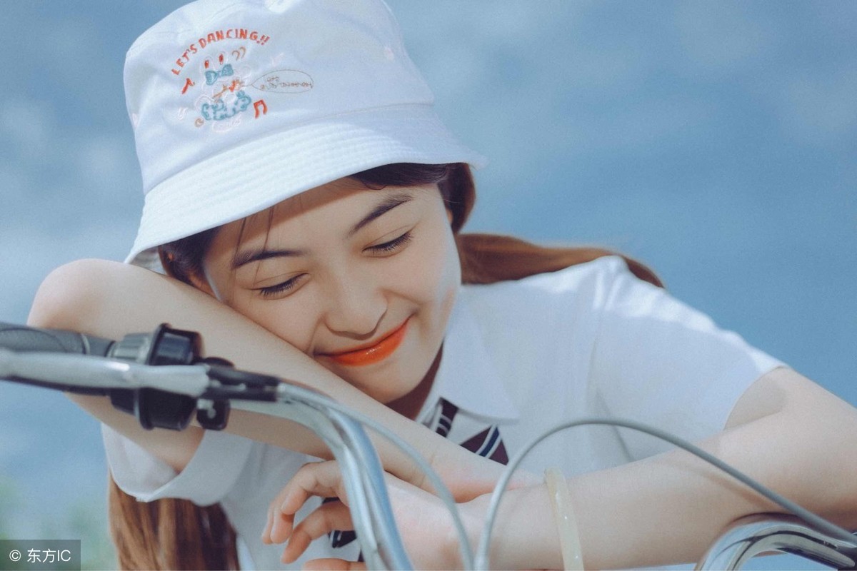 小说：赘婿丈夫送老婆绝版LV，小姨子看后一脸疯狂：肯定是偷的