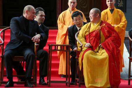 普京少林寺武僧比武完整版,普京当年访问少林寺