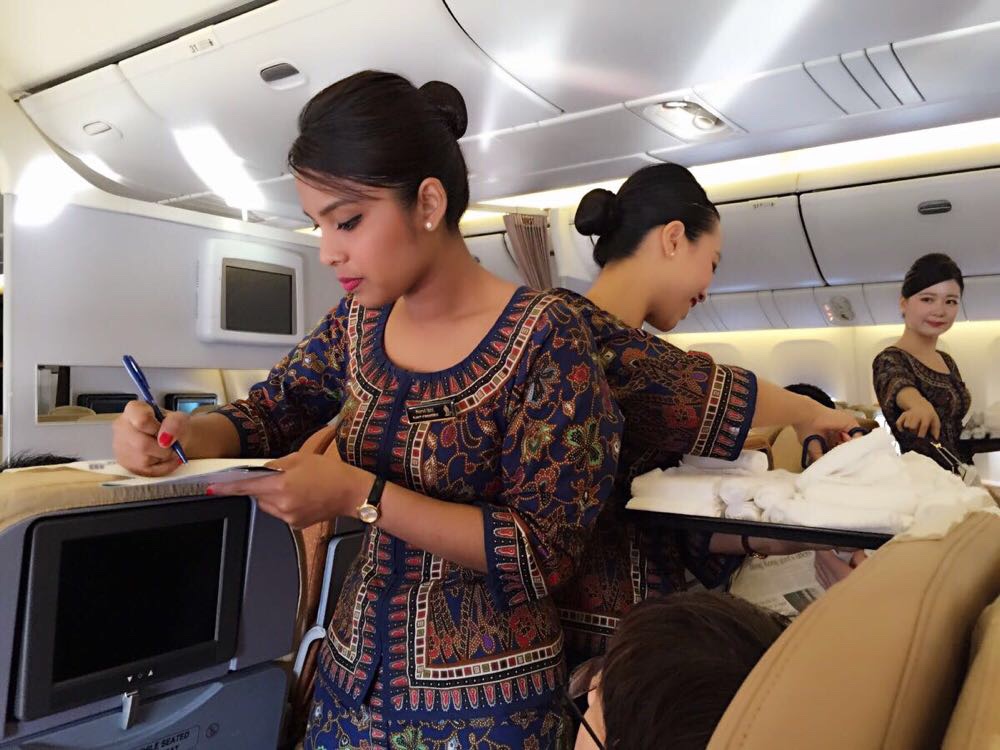 迪拜航空的空姐怎么样,迪拜空姐的选拔有多严格