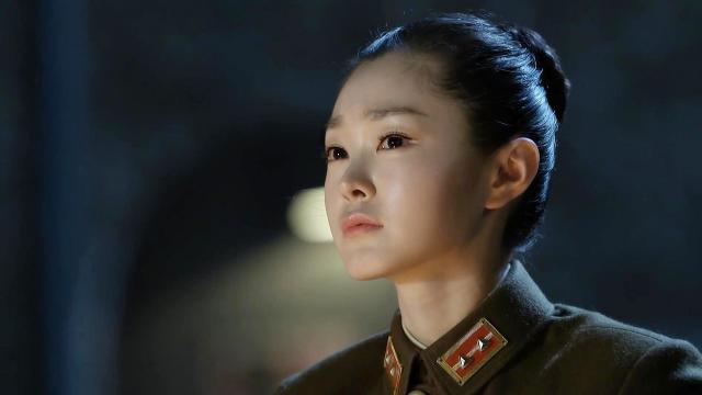 伪装者：再看汪曼春和王天风这段对话，才懂他为何选在曼丽身边死