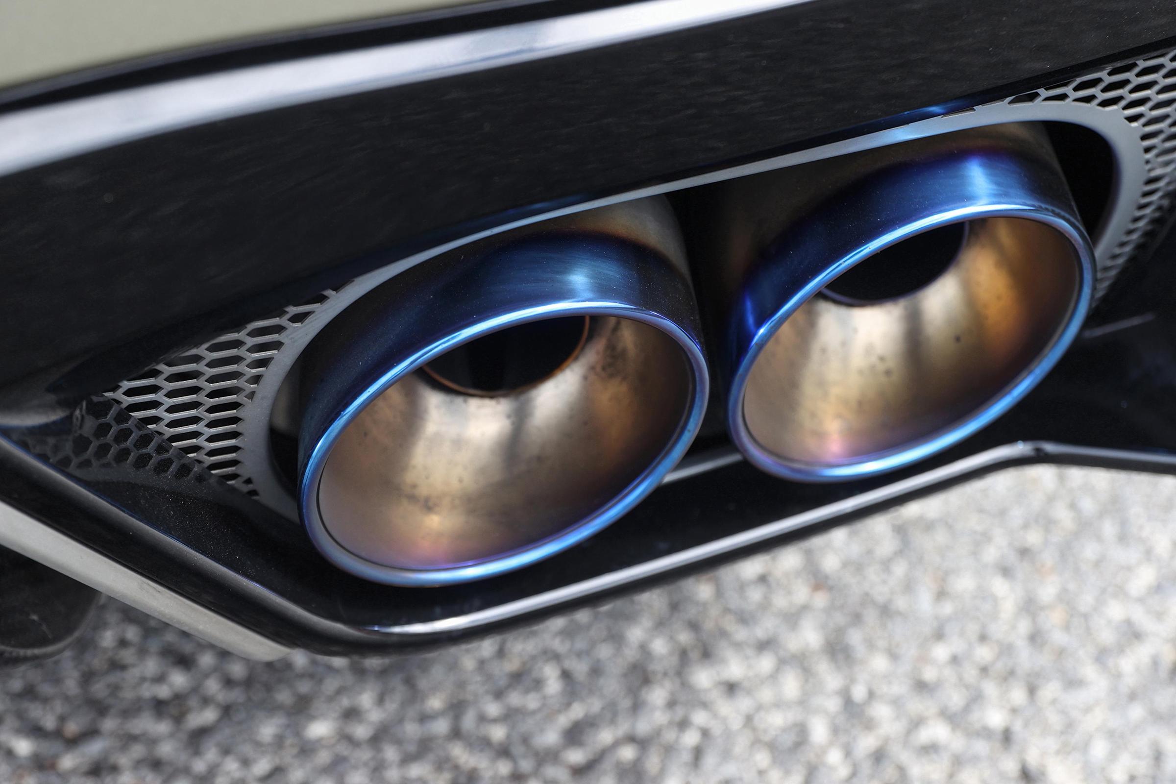 2017款日产gtr百公里加速,2022款日产gt-r国内售价