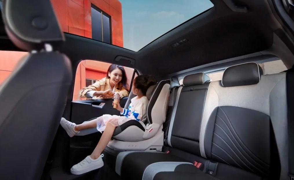 百公里只需要一杯奶茶的车,百公里油耗只要一杯奶茶钱的车