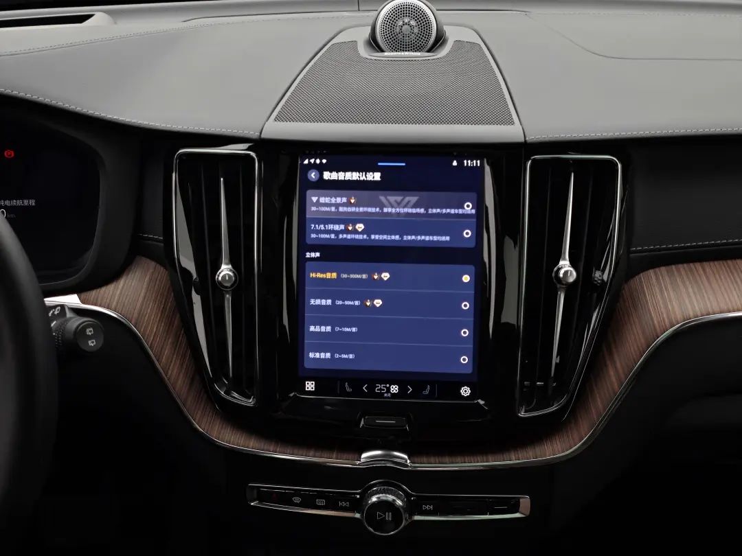 买沃尔沃xc60十万左右能买吗,沃尔沃xc60宝华韦健多少钱落地