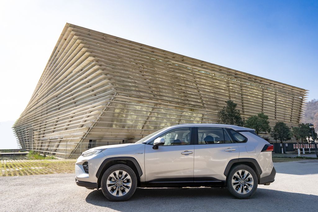 丰田10-15万suv车型威兰达,现在丰田车还值得买吗