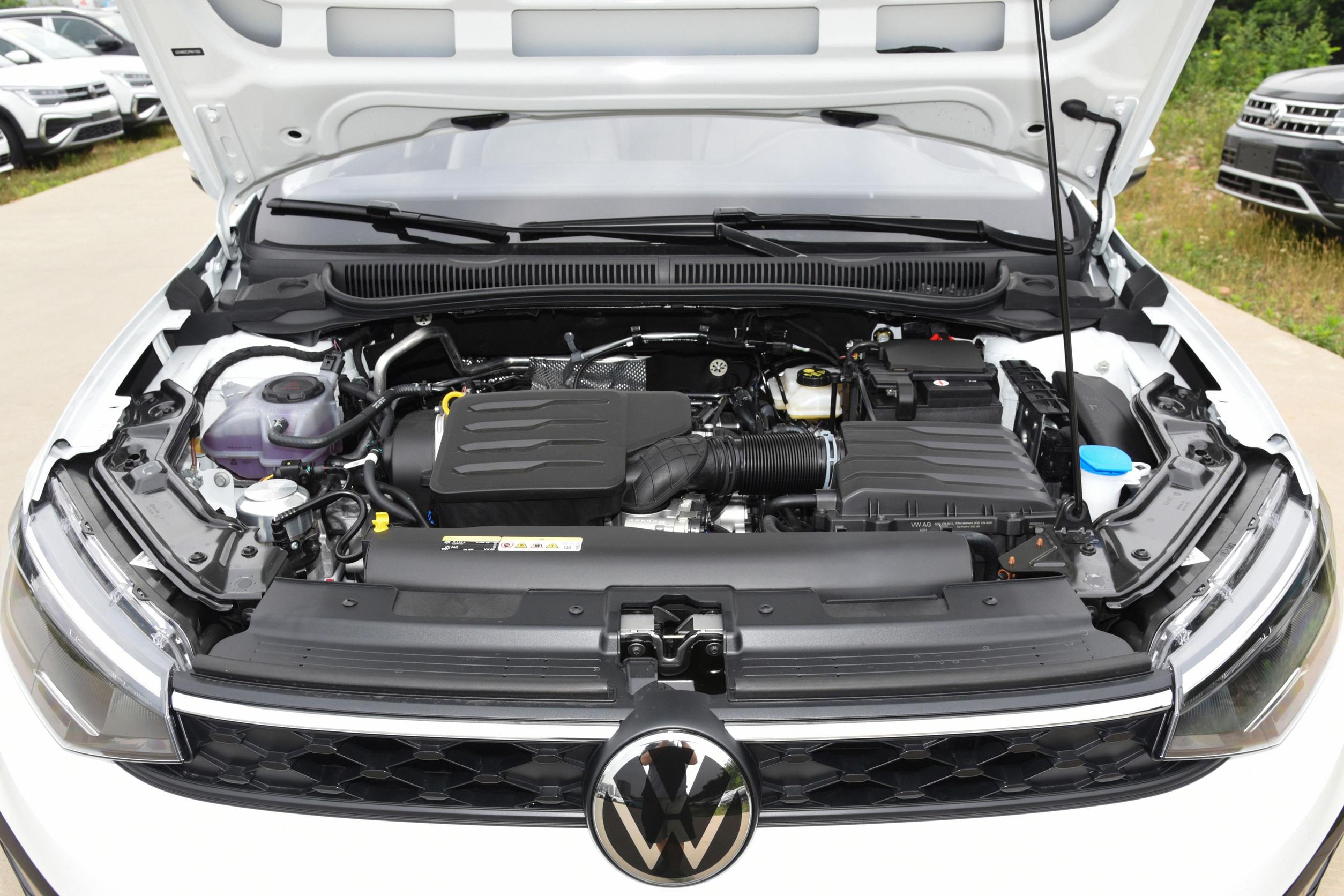 大众19朗逸手自一体变速箱油耗,新款朗逸1.5l6at动力到底如何