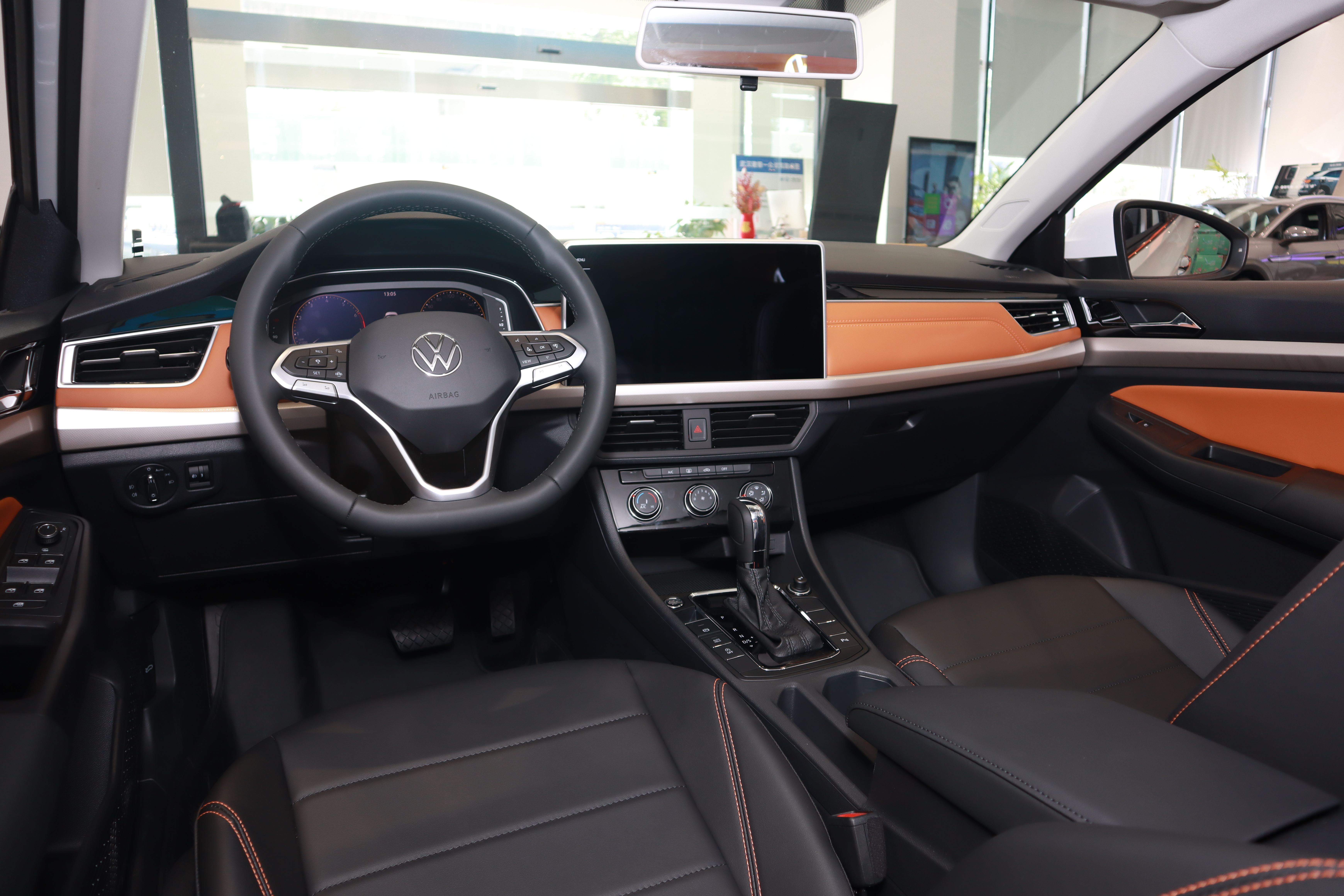 23款宝来对比迈腾,全新一代迈腾和全新一代宝来